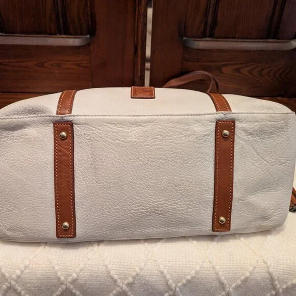 Vintage Dooney & Bourke Chalk/White Florentine Smith Bag - Picture 6 of 12